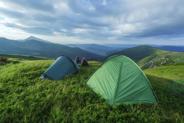 Comment choisir une tente pour un camping en région de forêt tropicale?
